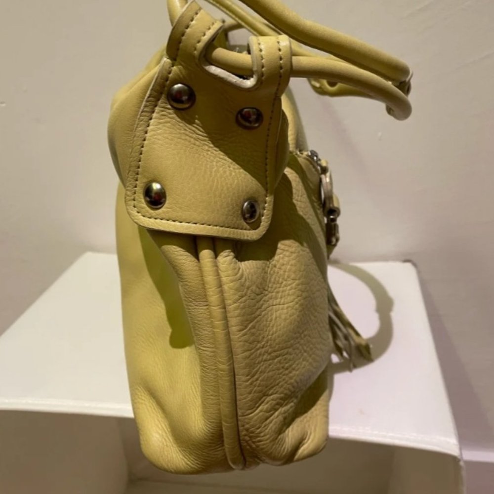 Savatore Ferragamo purse - Picture 4 of 5